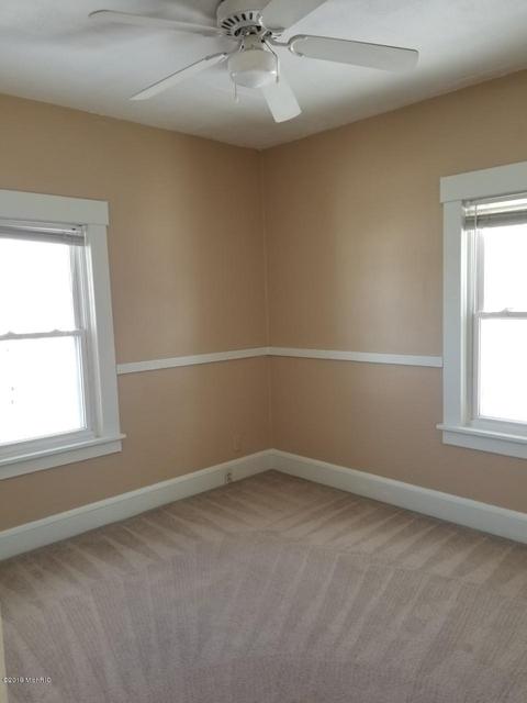608 Orange St, Jackson, MI 49202 photo 8