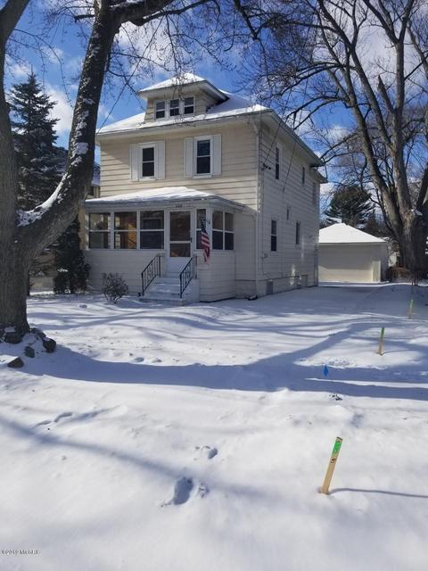 608 Orange St, Jackson, MI 49202 photo 1