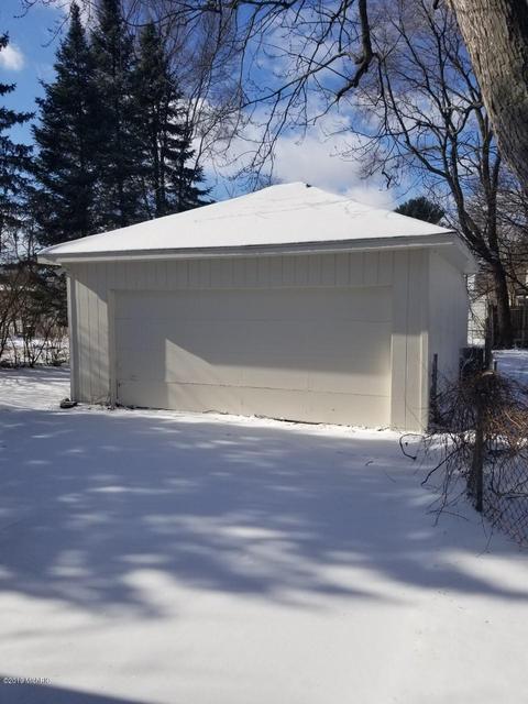 608 Orange St, Jackson, MI 49202 photo 2