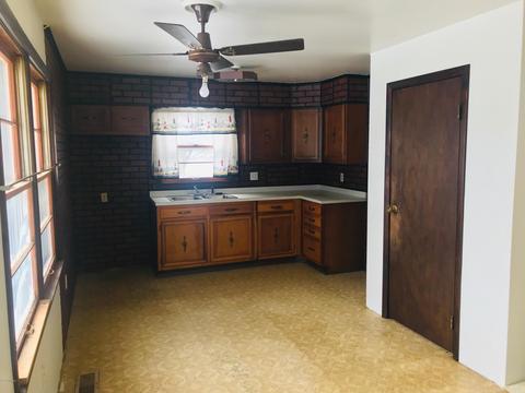 223 Wesley St, Reading, MI 49274 photo 4