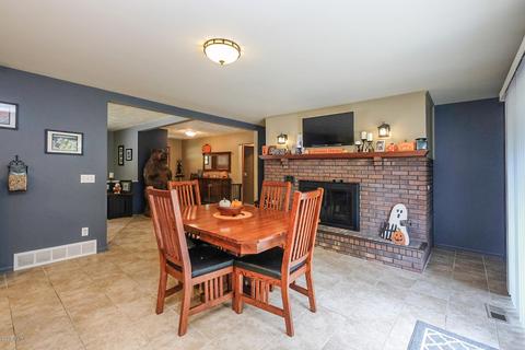 6374 E Ave, Richland, MI 49083 photo 8