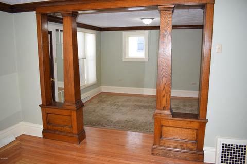 359 4th St, Manistee, MI 49660 photo 8