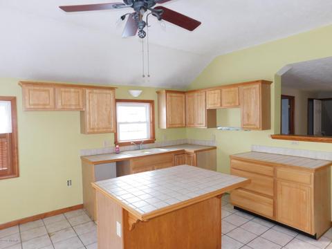 707 E Michigan Ave, Marshall, MI 49068 photo 2
