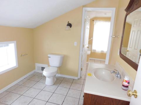 707 E Michigan Ave, Marshall, MI 49068 photo 18