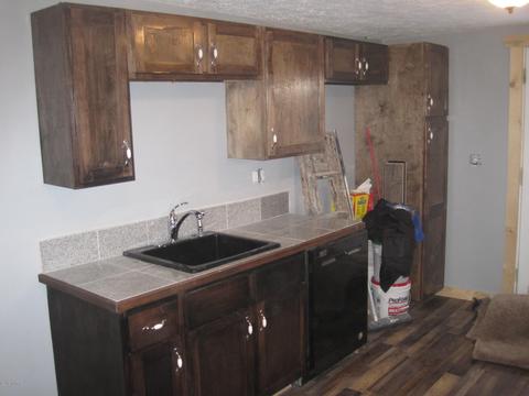 722 E Main St, Ionia, MI 48846 photo 3