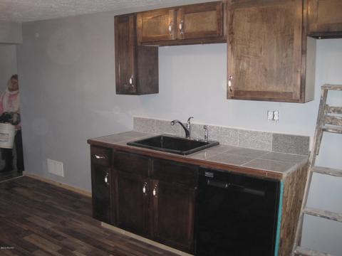 722 E Main St, Ionia, MI 48846 photo 7
