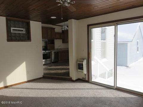 79 E Chicago St, Quincy, MI 49082 photo 5