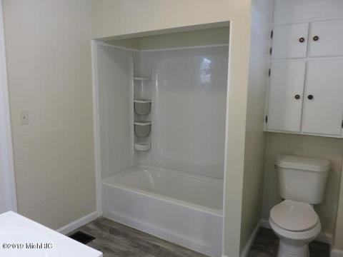 79 E Chicago St, Quincy, MI 49082 photo 12