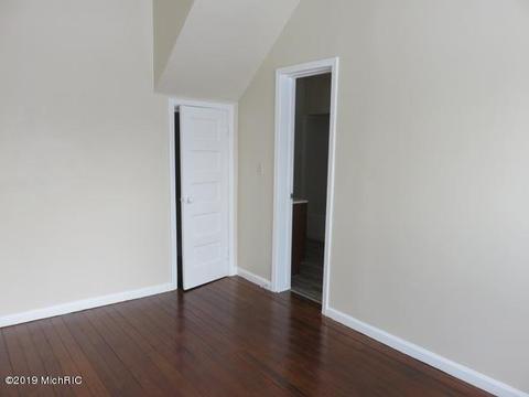 79 E Chicago St, Quincy, MI 49082 photo 11