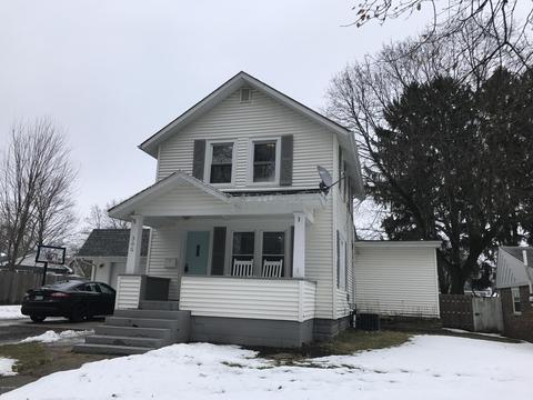 305 Sylvan St, Buchanan, MI 49107 photo 2
