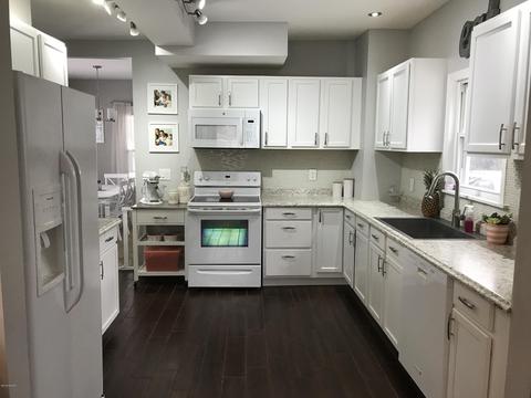 305 Sylvan St, Buchanan, MI 49107 photo 7