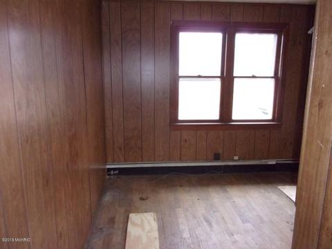 1640 2nd St, Plainwell, MI 49080 photo 9