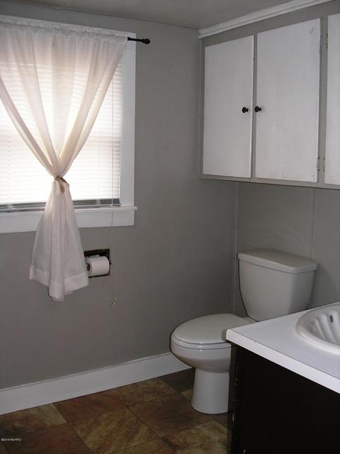 1012 S Constantine St, Three Rivers, MI 49093 photo 15