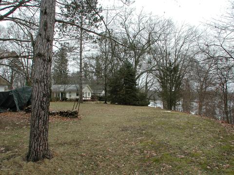 12595 North Ct, Marcellus, MI 49067 photo 4