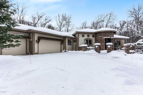 8305 Bolt Dr SE, Ada, MI 49301 photo 1