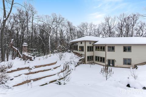 8305 Bolt Dr SE, Ada, MI 49301 photo 55