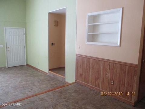 112 Pinecrest Rd, Whitehall, MI 49461 photo 17