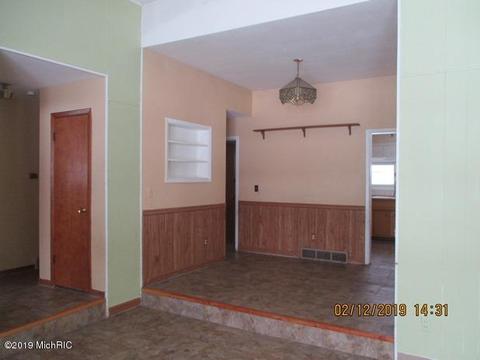 112 Pinecrest Rd, Whitehall, MI 49461 photo 18