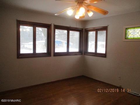 112 Pinecrest Rd, Whitehall, MI 49461 photo 20