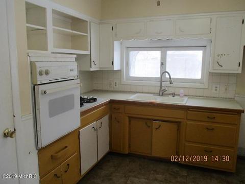 112 Pinecrest Rd, Whitehall, MI 49461 photo 14