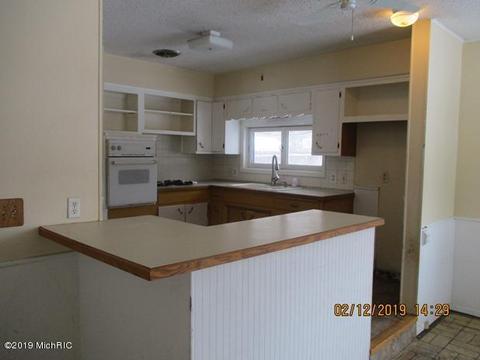 112 Pinecrest Rd, Whitehall, MI 49461 photo 11