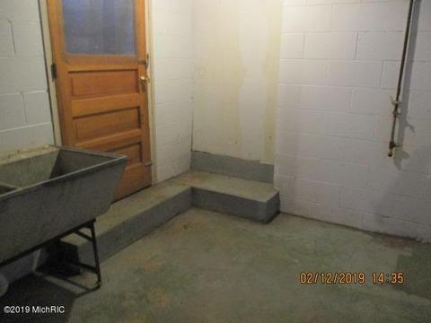 112 Pinecrest Rd, Whitehall, MI 49461 photo 34