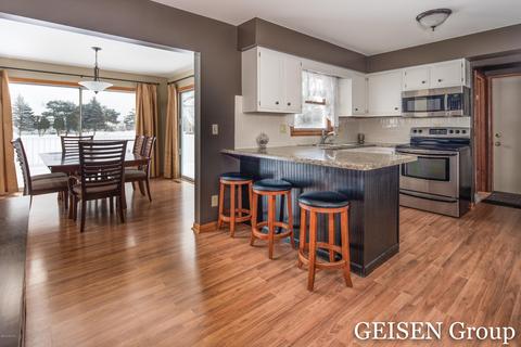 708 N State Rd, Belding, MI 48809 photo 5