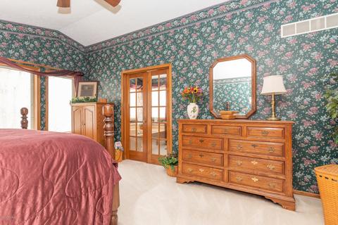 431 Midlakes Blvd, Plainwell, MI 49080 photo 43