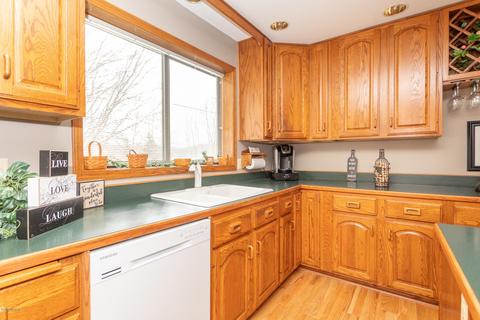 431 Midlakes Blvd, Plainwell, MI 49080 photo 28