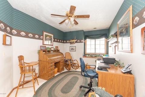 431 Midlakes Blvd, Plainwell, MI 49080 photo 37