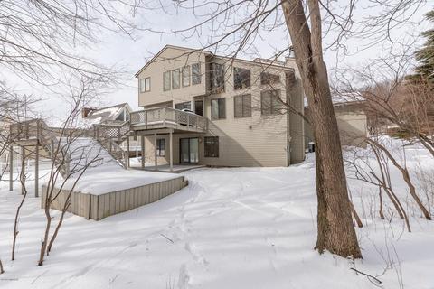 431 Midlakes Blvd, Plainwell, MI 49080 photo 11