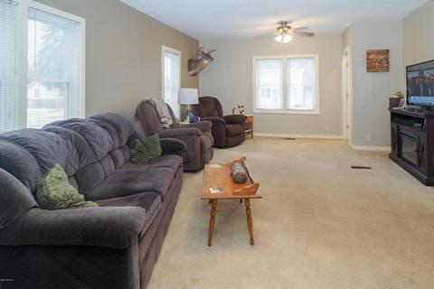 402 6th Ave, Three Rivers, MI 49093 photo 3
