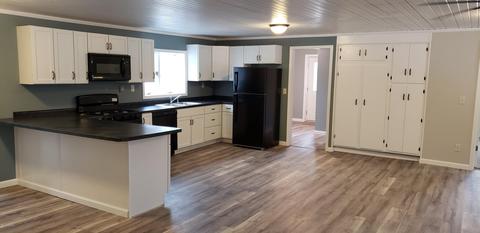 16861 Banker St, Constantine, MI 49042 photo 11