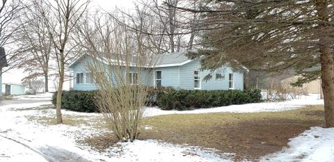 16861 Banker St, Constantine, MI 49042 photo 1