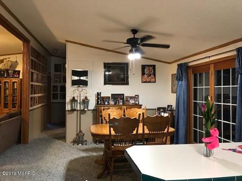 25027 Flach Rd, Mendon, MI 49072 photo 10