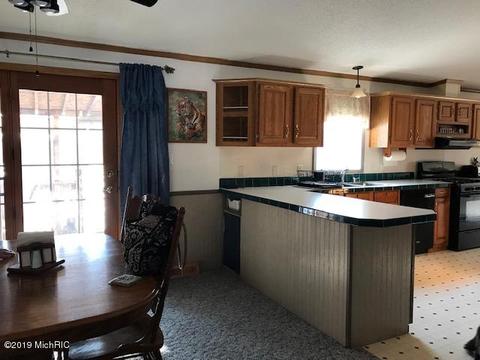 25027 Flach Rd, Mendon, MI 49072 photo 6