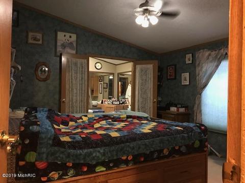 25027 Flach Rd, Mendon, MI 49072 photo 16