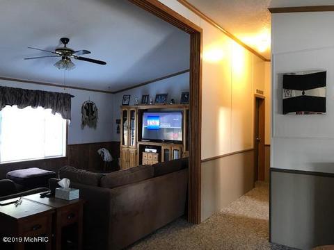 25027 Flach Rd, Mendon, MI 49072 photo 3