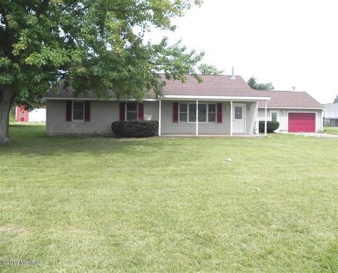 28648 Hackman Rd, Sturgis, MI 49091 photo 1