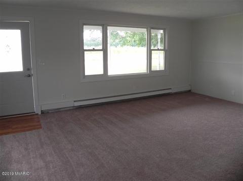 28648 Hackman Rd, Sturgis, MI 49091 photo 9