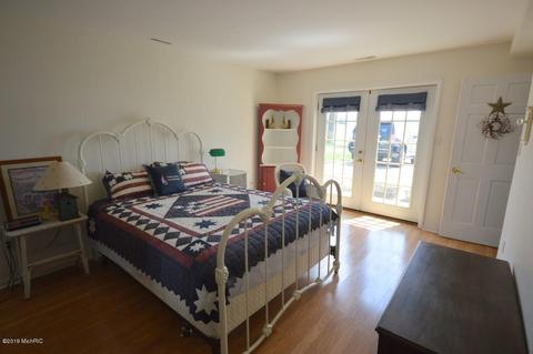 13622 Wayne St, Union, MI 49130 photo 14
