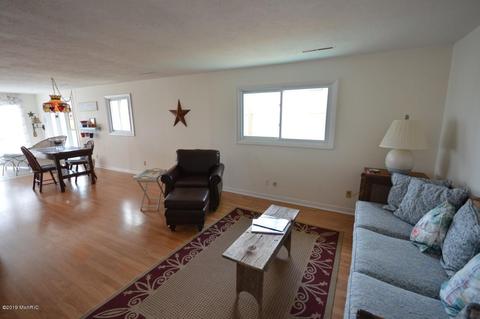 13622 Wayne St, Union, MI 49130 photo 10