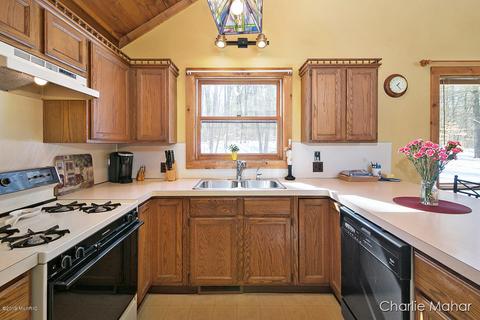 1237 S Stakes Rd, Gowen, MI 49326 photo 10