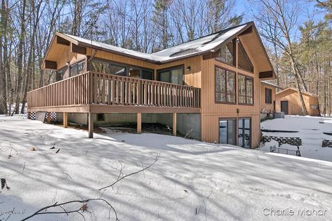 1237 S Stakes Rd, Gowen, MI 49326 photo 1