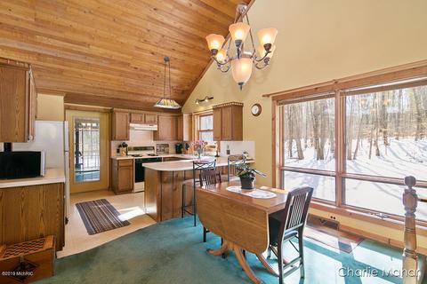 1237 S Stakes Rd, Gowen, MI 49326 photo 15