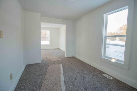 1007 N 52nd Ave, Mears, MI 49436 photo 11