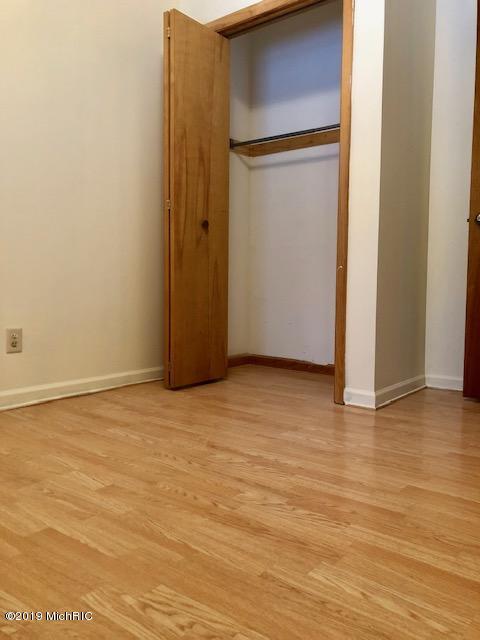 307 Third St, Sunfield, MI 48890 photo 17