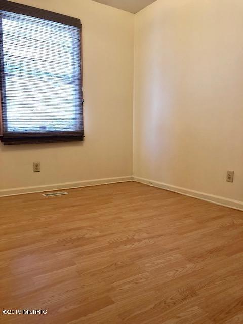 307 Third St, Sunfield, MI 48890 photo 16