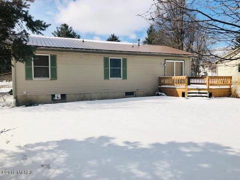 307 Third St, Sunfield, MI 48890 photo 25
