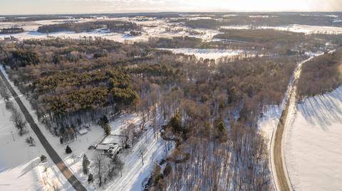 3044 E Deer Rd, Hart, MI 49420 photo 4